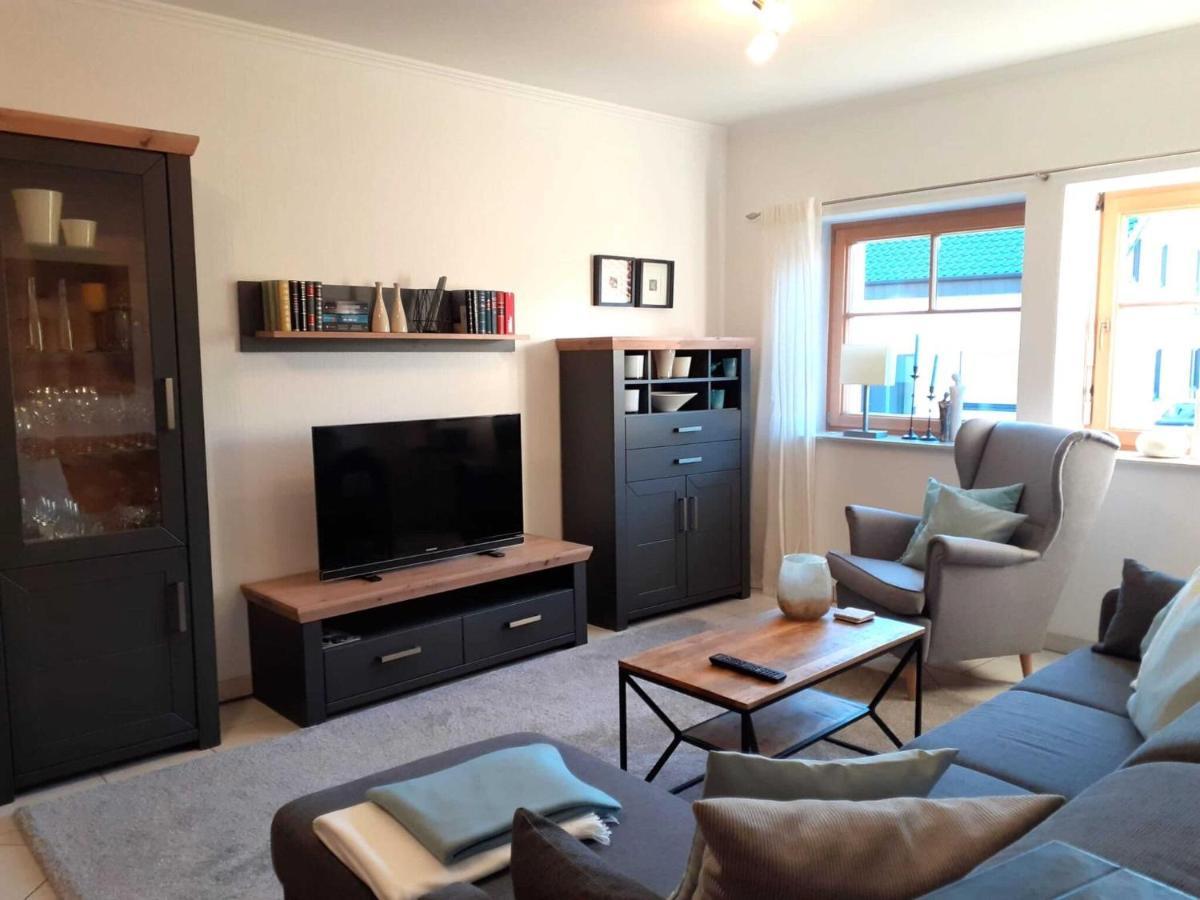 Holiday Flat With Idyllic Garden In Daun Eksteriør bilde