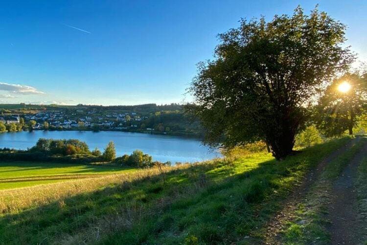 Holiday Flat With Idyllic Garden In Daun Eksteriør bilde